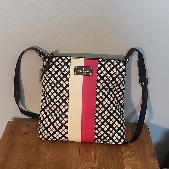 Kate Spade Crossbody Bag - Picture 1 of 9